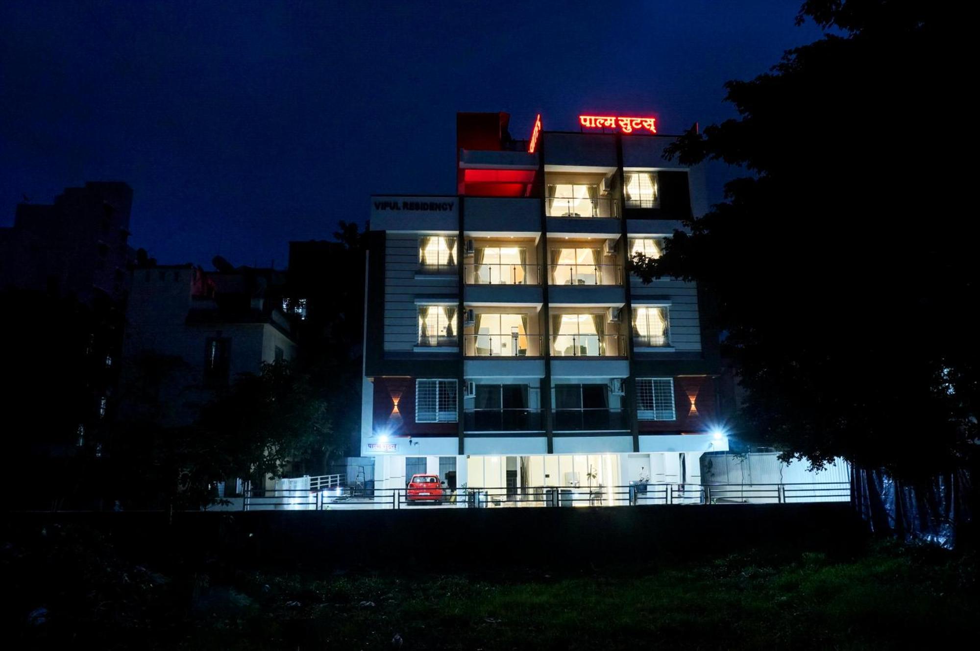 Palm Suites Baner- Indian Nationals Only Pune Eksteriør bilde