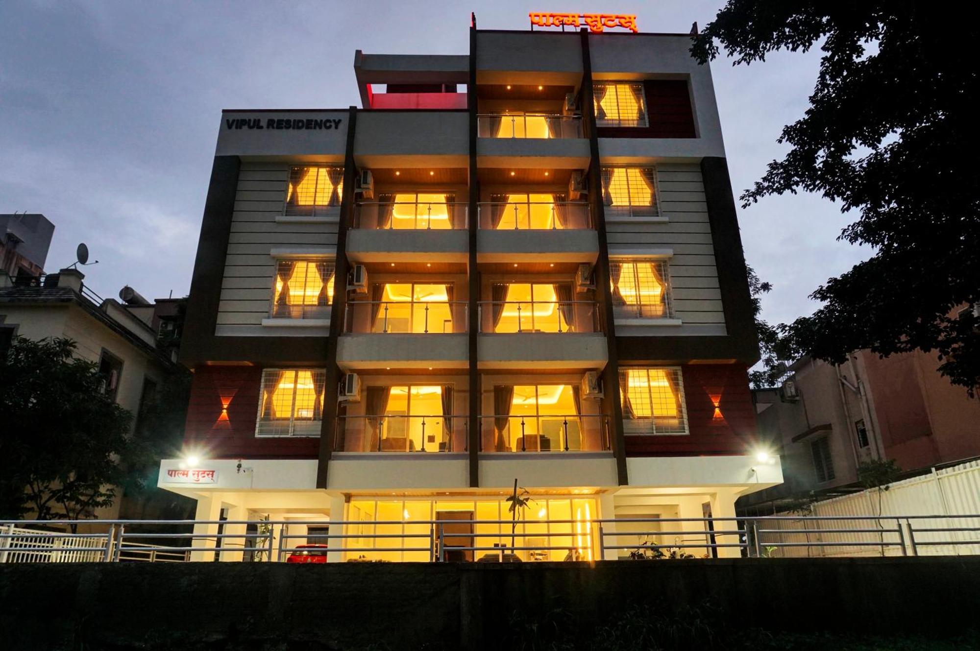 Palm Suites Baner- Indian Nationals Only Pune Eksteriør bilde